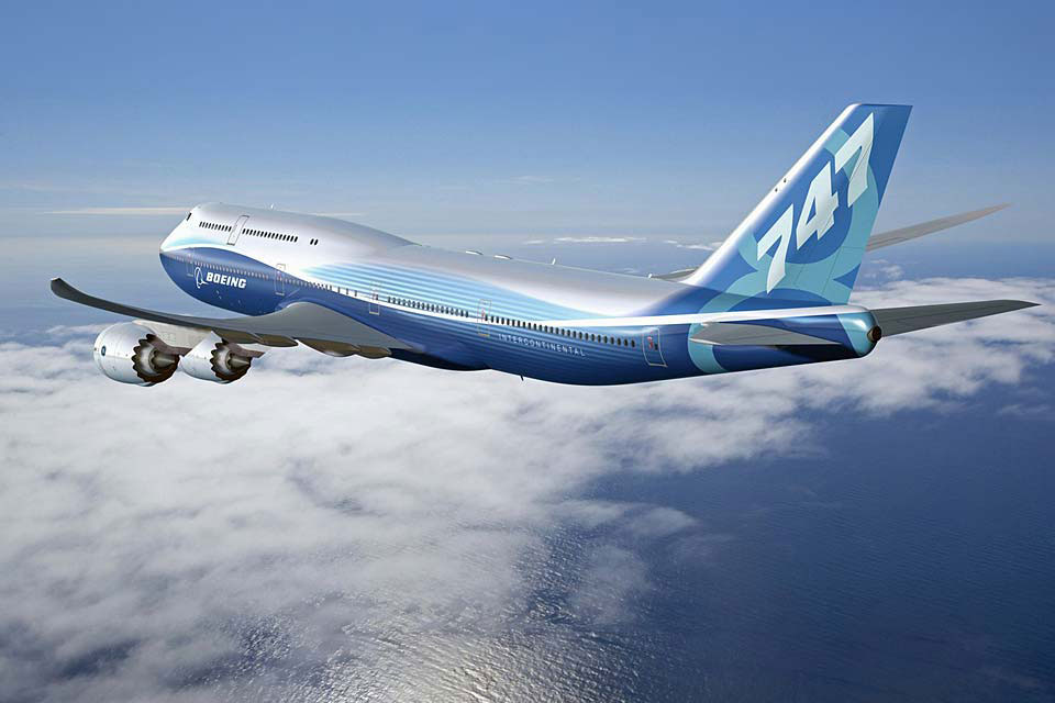 1_Boeing_747-8
